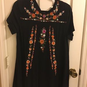 Black short sleeve blouse